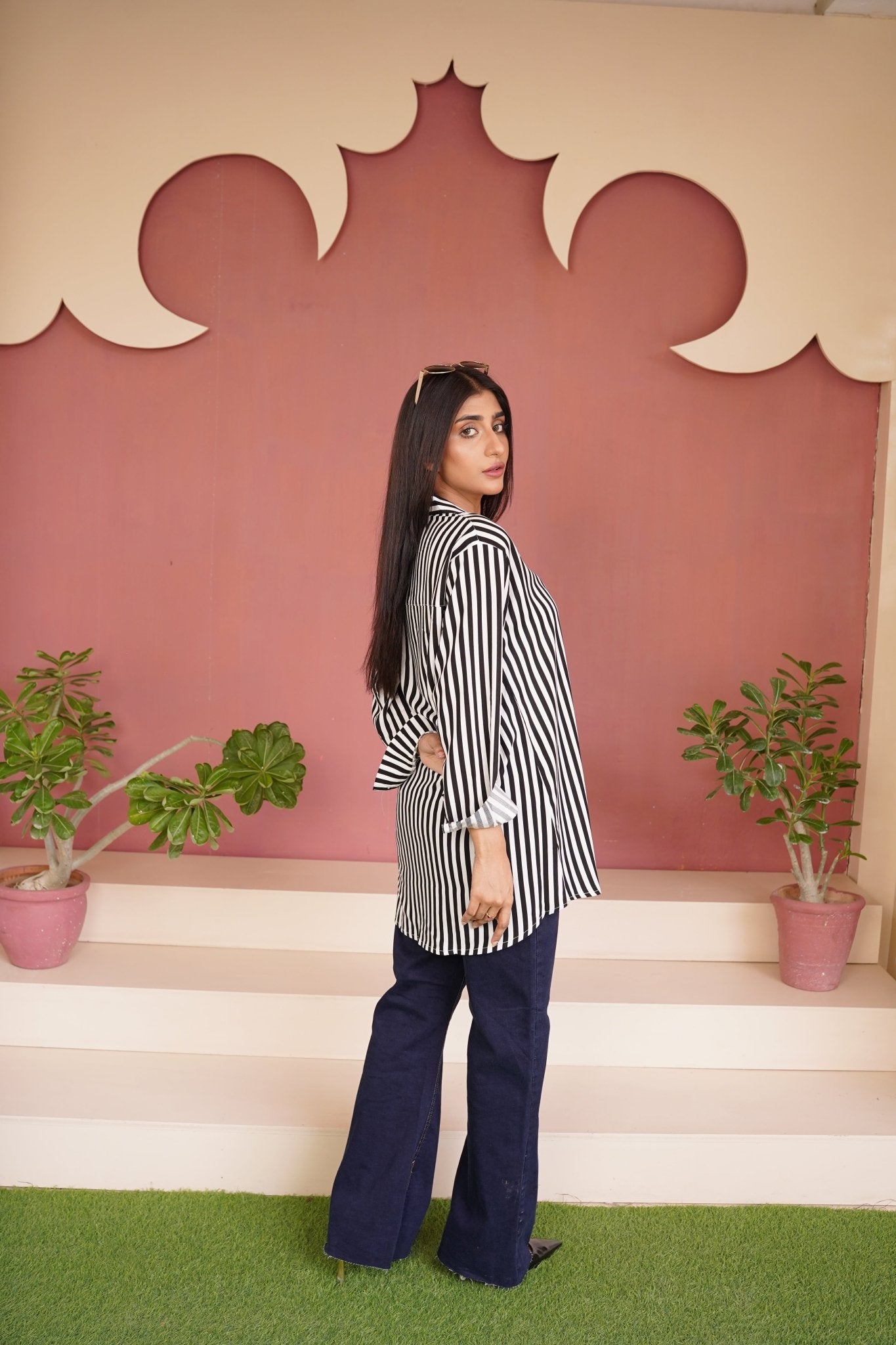 Black White Lining Shirt - Toronto Yarn