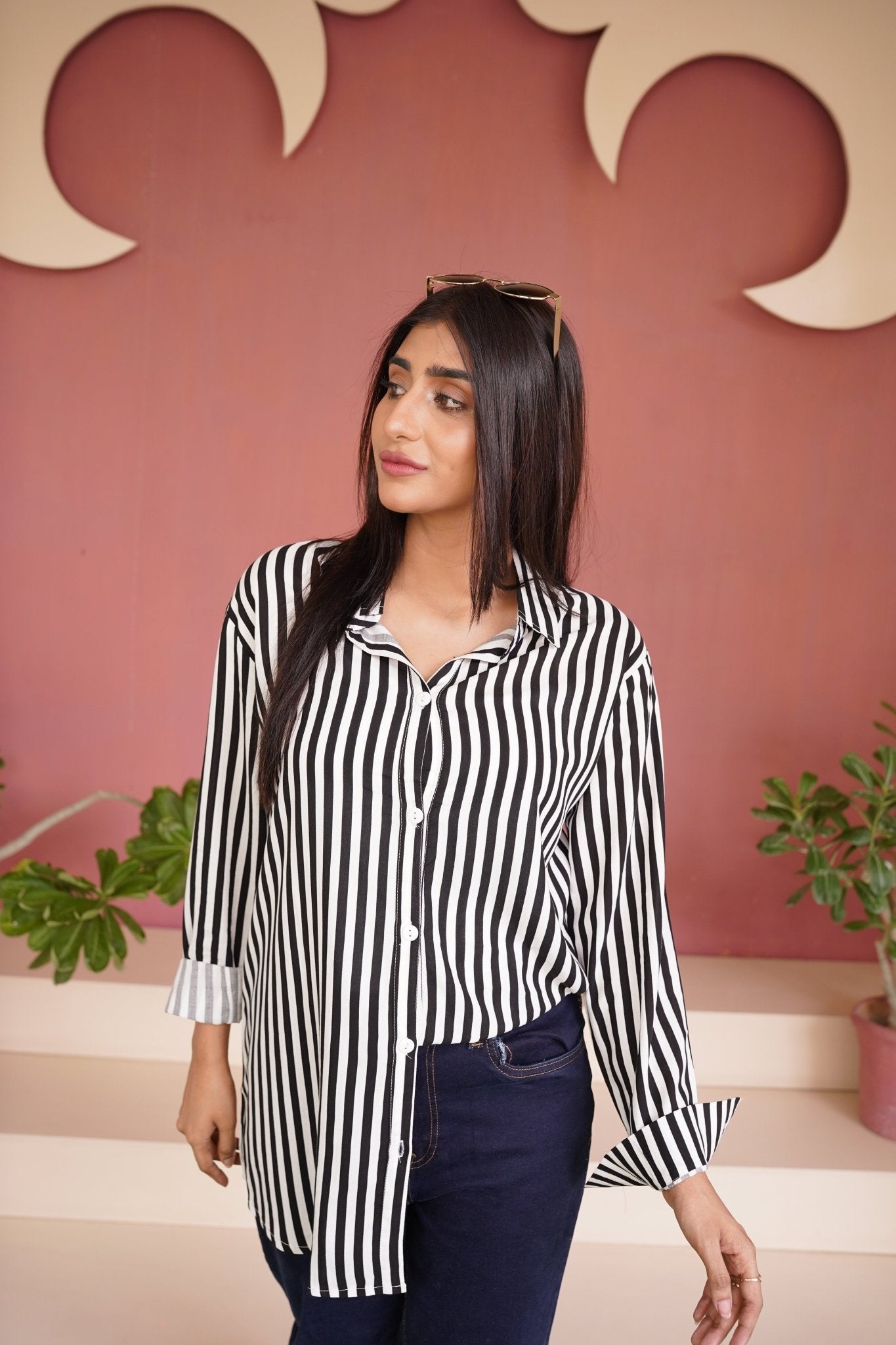 Black White Lining Shirt - Toronto Yarn