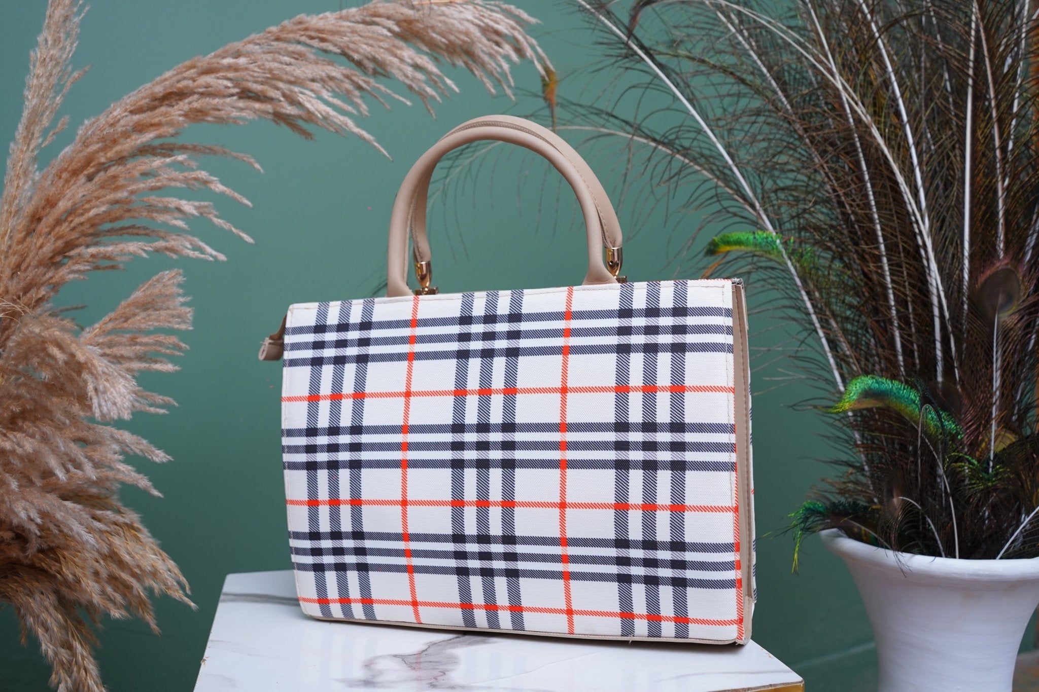 Cream Checkered Tote Bag - Toronto Yarn