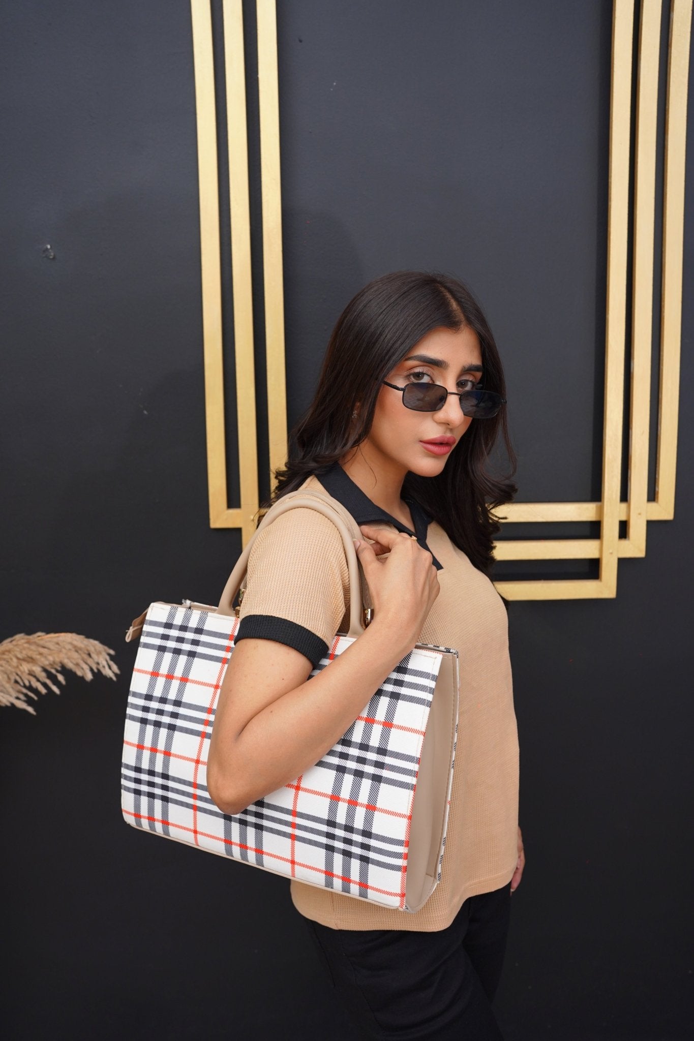 Cream Checkered Tote Bag - Toronto Yarn