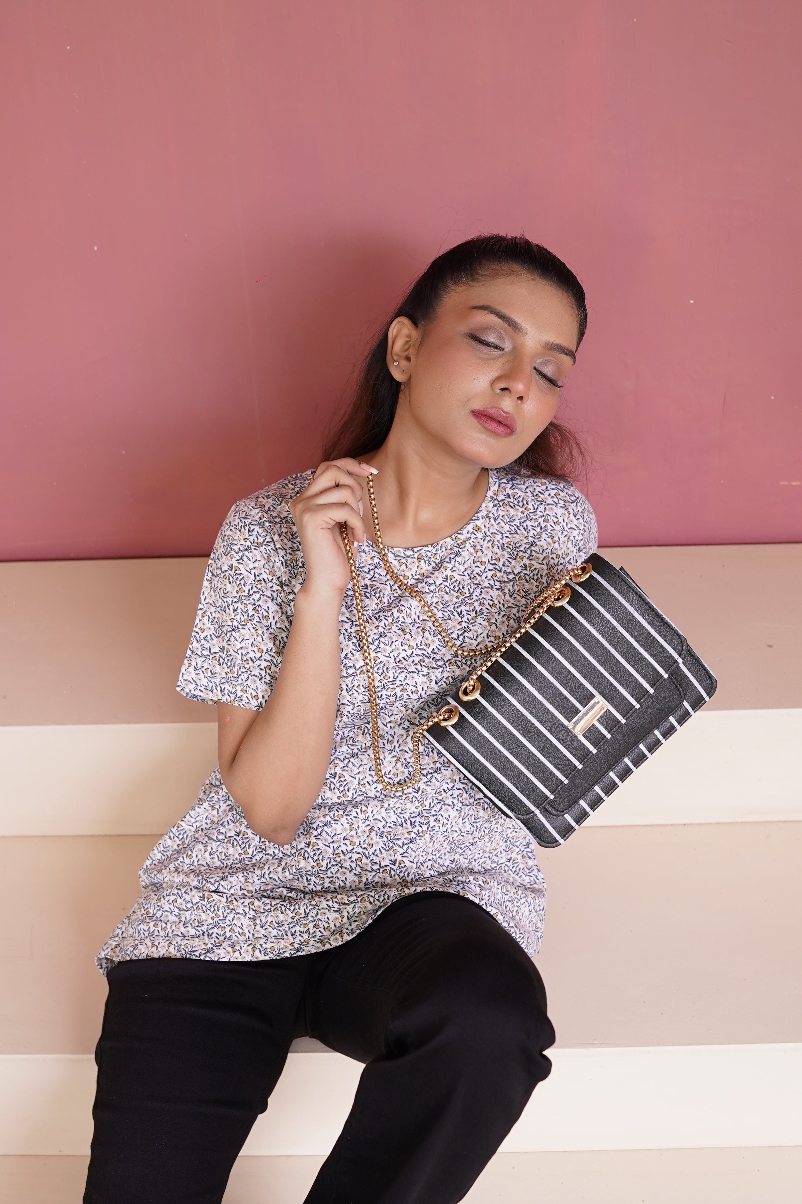 Black Lining Handbag