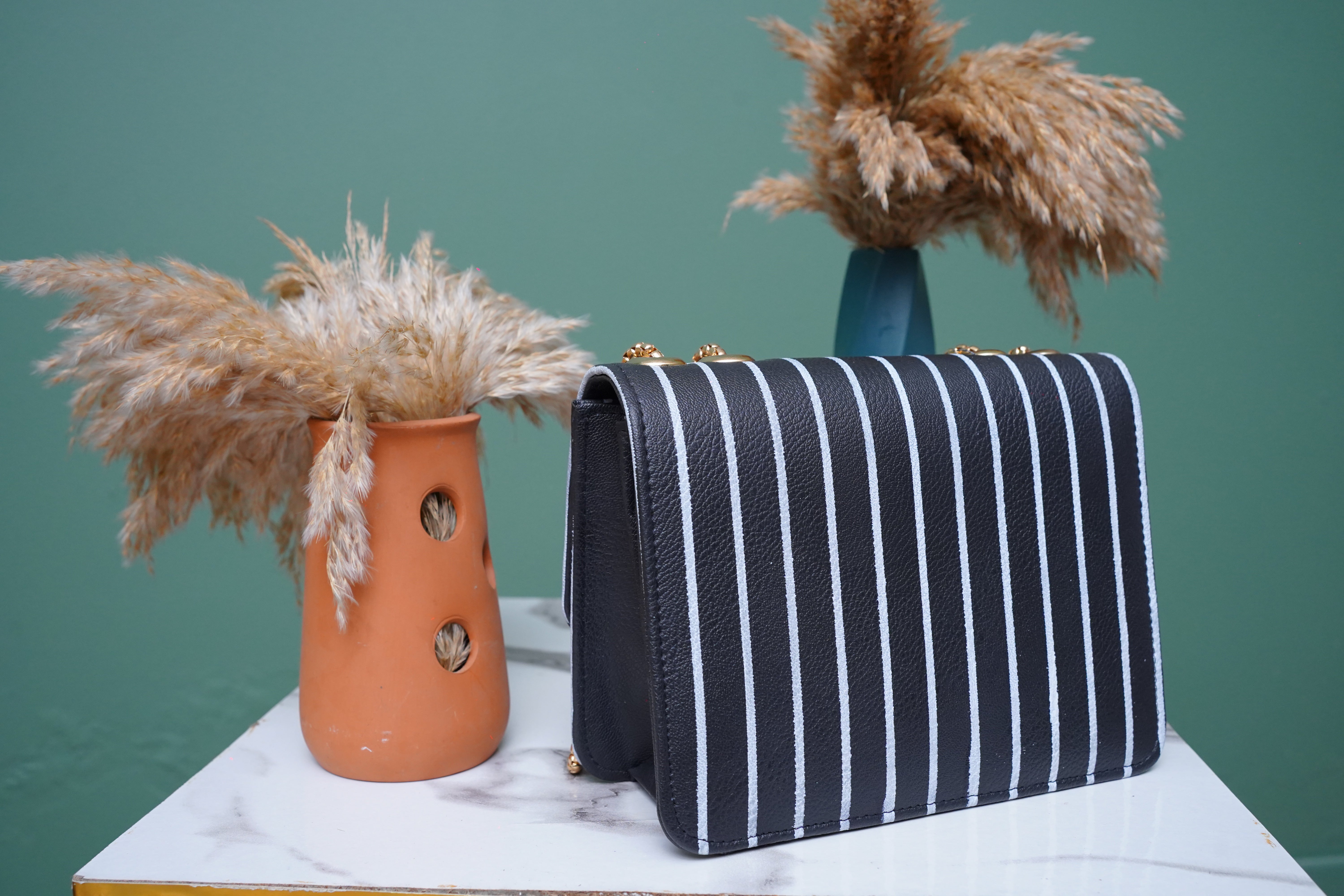 Black Lining Handbag